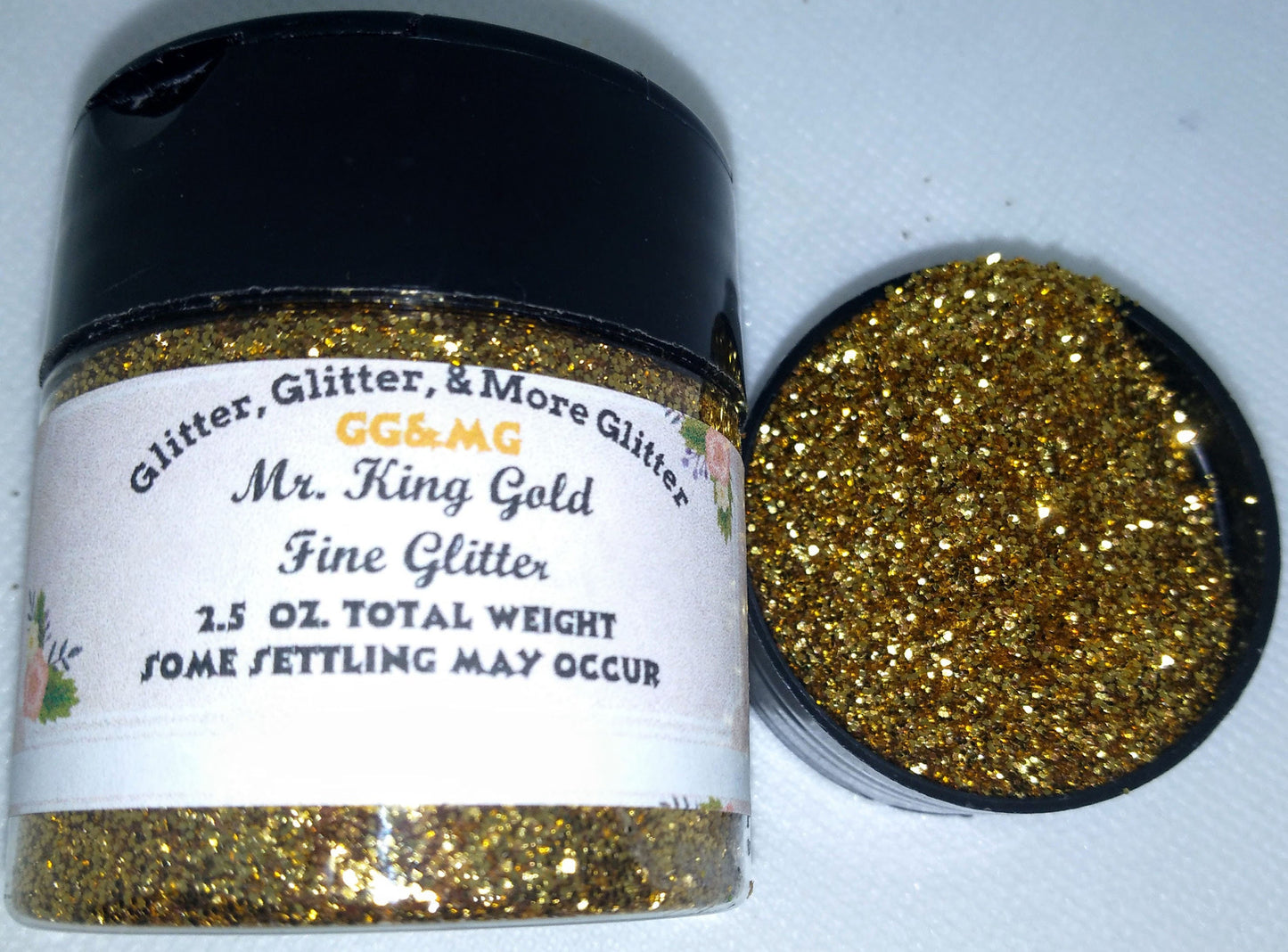 Mr. King Gold - Fine flakes of Gold Glitter.